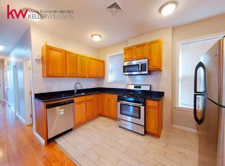 1906 Massachusetts Ave #3, Cambridge, MA 02140