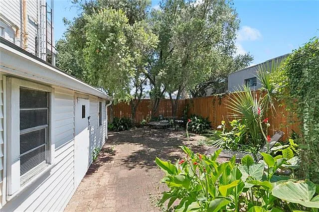 922 Elysian Fields Ave #B — Photo 15