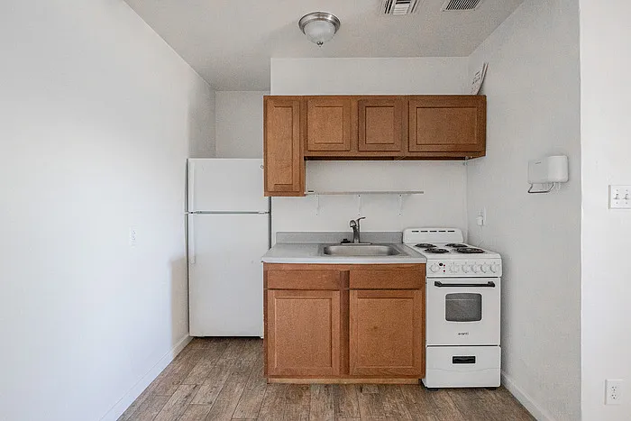 1507 E Harvard St #B — Photo 6