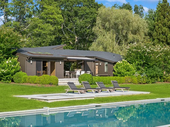 228 Town Ln, Amagansett, NY 11930