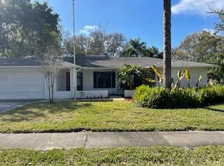 180 Woodcutter Ln, Palm Harbor, FL 34683