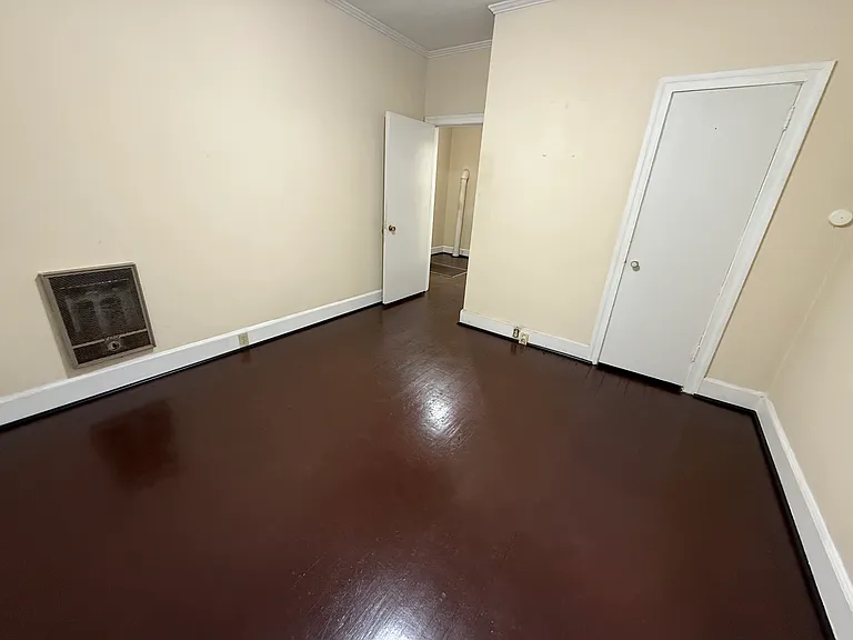 716 N Church St — Photo 14