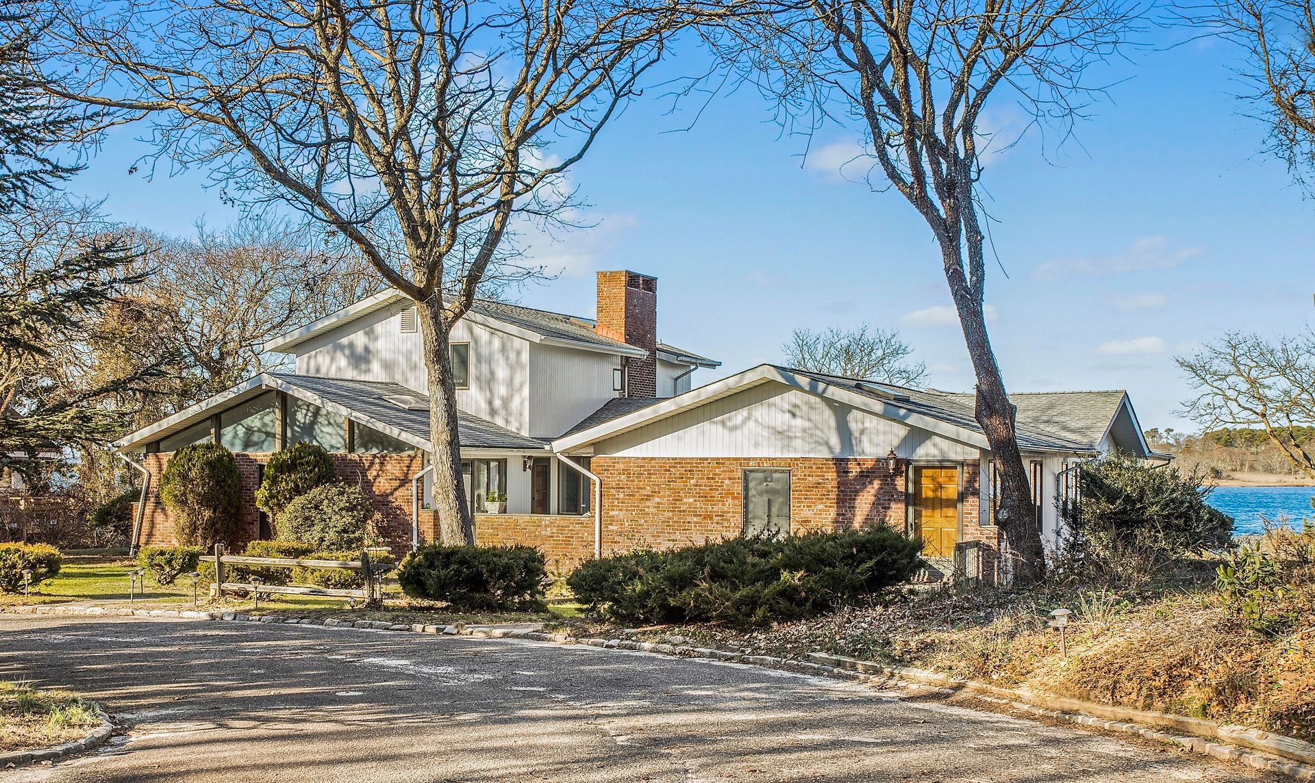 1801 County Rd 39 in Southampton Out East