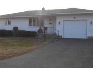 39 Wanda St, Chicopee, MA 01013