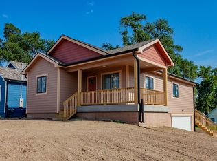 2501 Shaw St, Des Moines, IA 50317