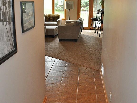 3rd image of 9101 Chalk Hill Dr