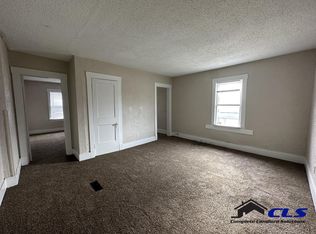 1233 S 10th St #B, Terre Haute, IN 47802