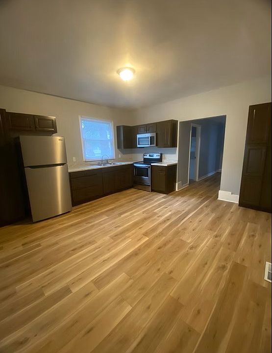 1st image of 2717 Slevin St APT 1