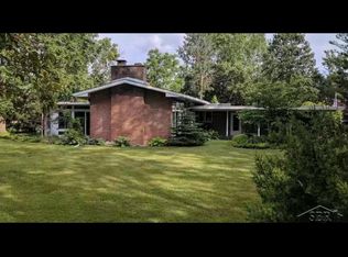 421 Southlawn Dr, Auburn, MI