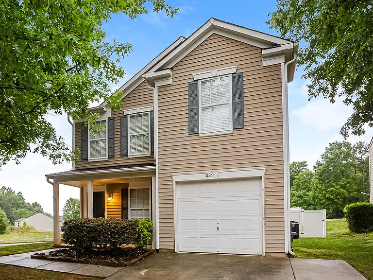 1626 Matthew Allen Cir — Photo 4
