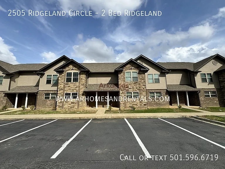 2505 Ridgeland Cir — Photo 15