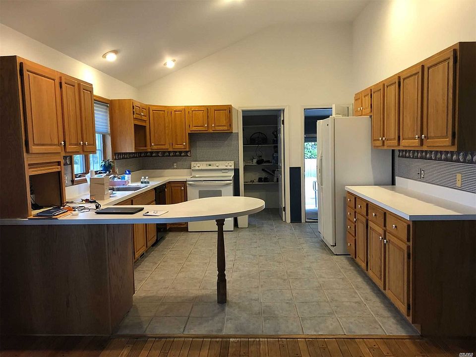 1765 Delmar Dr, Laurel, NY 11948 Zillow