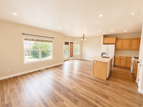 4th image of 14767 S Invergarry Ct