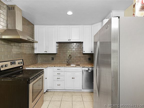 5th image of 8331 SE Lundy St