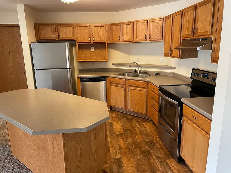 Door Creek Apartments — Photo 20