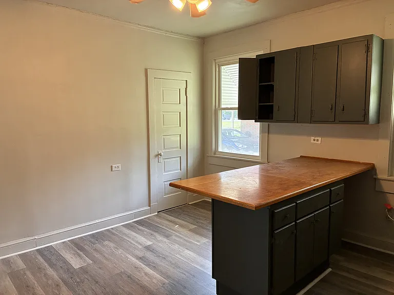 1226 Sizemore St — Photo 7