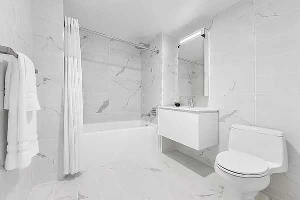 Rented by SPORN GROUP LLC | media 24