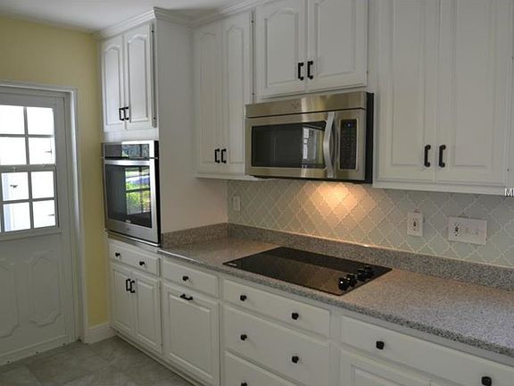 3rd image of 3501 Wilder Ln
