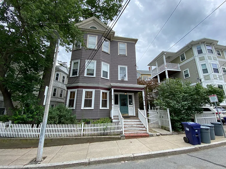 12-14 Oswald St #2 — Photo 12