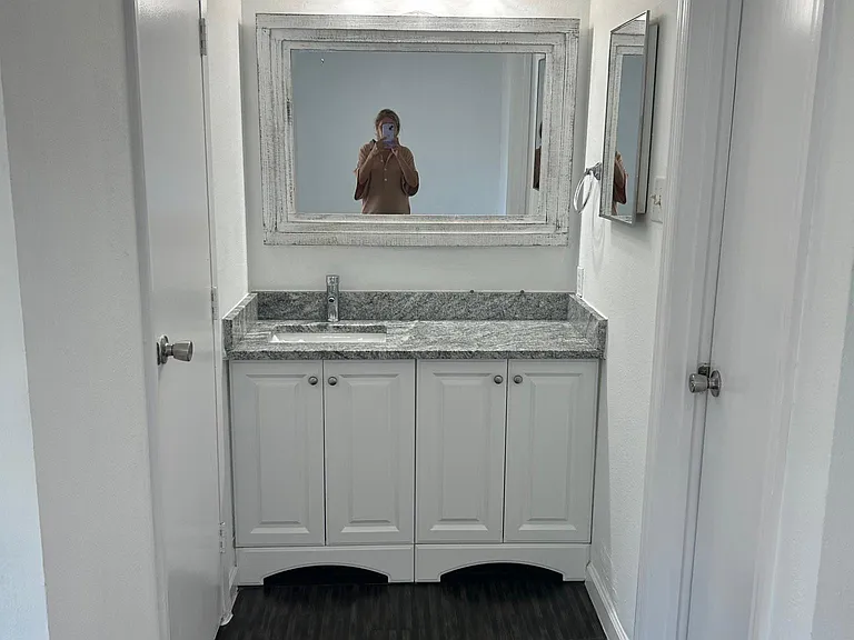 1712 Royal Hill Dr #B — Photo 13
