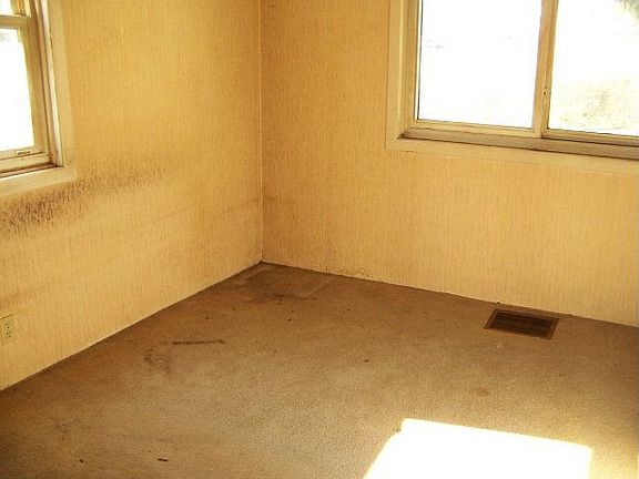 4th image of 160 Grindstead Hl