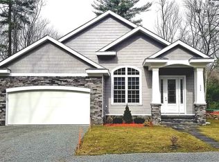 334 Tourtellot Hill Rd, Chepachet, RI 02814