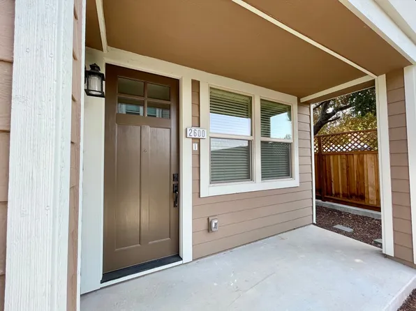 2600 1st St Unit I, Napa, CA 94558