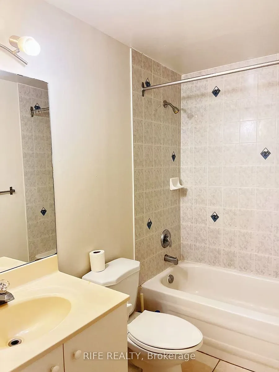 Building Photo - 50 Dowling Cir #A2