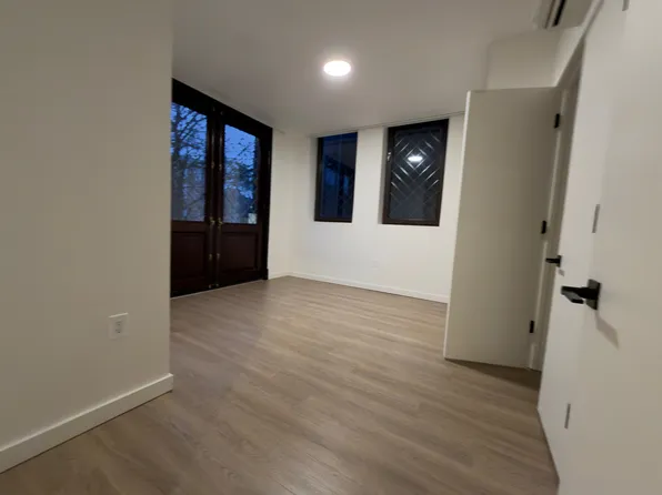 332 Pacific Avenue image 4 of 5