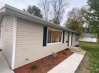 209 W Rock Island St, Knoxville, IA 50138