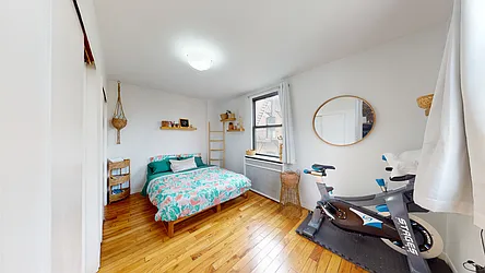 Rented by Bond New York