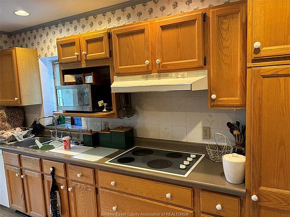 3rd image of 238 Cherrywood Dr