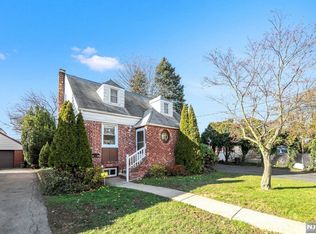 13-34 20th St, Fair Lawn, NJ 07410