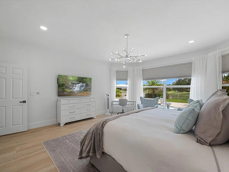 4145 Bahia Isle Cir — Photo 22
