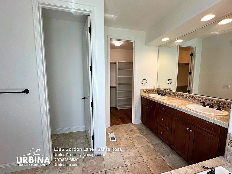 1386 Gordon Ln — Photo 29
