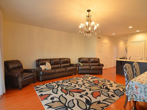 5th image of 18830 Bethpage Dr #4G