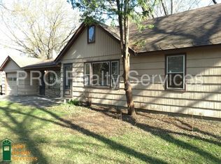 2151 Bronson Dr, Mounds View, MN 55112