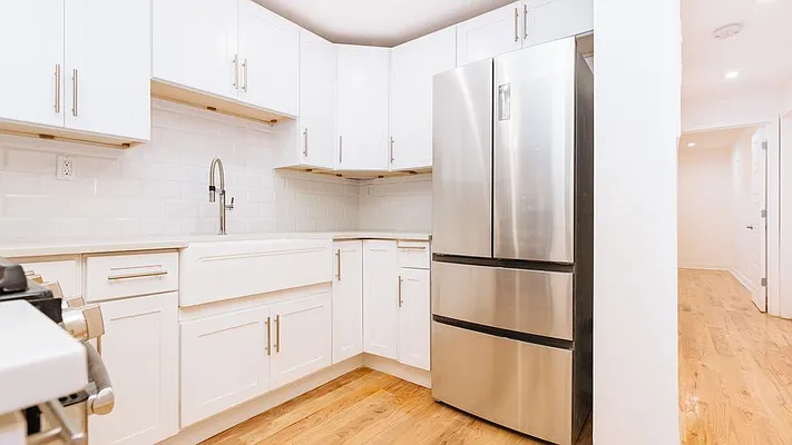 Rented by Nooklyn NYC LLC | media 4