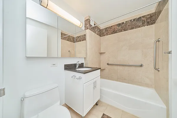 Rented by Living New York | media 34