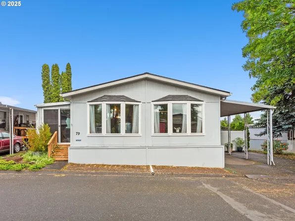21100 NE Sandy Blvd Unit 79, Fairview, OR 97024