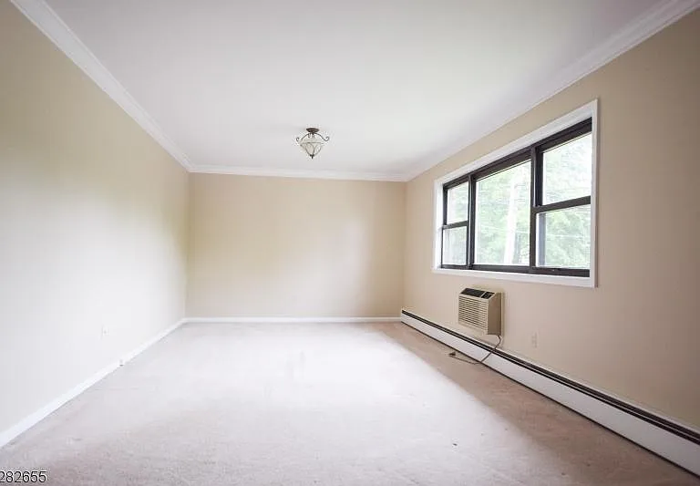 1 Colonial Dr #1B — Photo 4