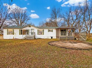 124 W Lucille Ave, Nowata, OK 74048