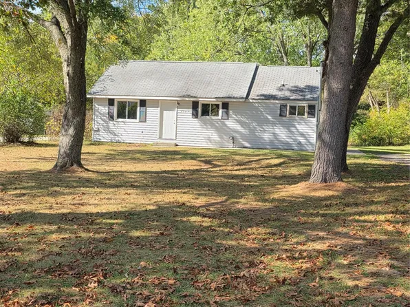 7385 Lewis Rd, Mount Morris, MI 48458