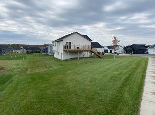 107 Collina Cir, Avon, MN 56310