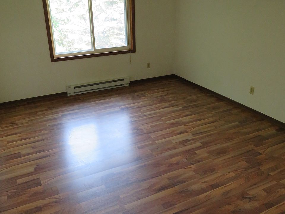 2421 Fryklund Dr Apartment Rentals Menomonie, WI Zillow