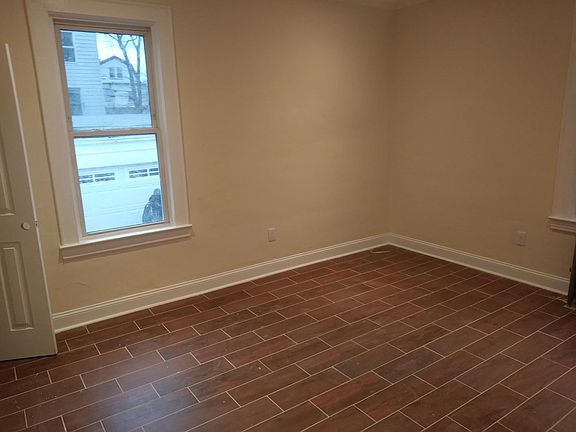 2nd image of 156 Sunset Ave APT 1