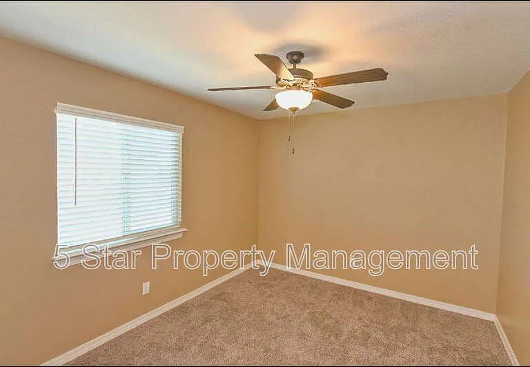 4628 Marisabel Azcarate St — Photo 36