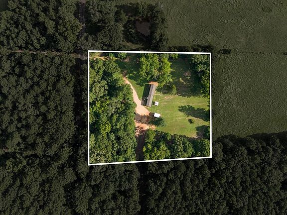2nd image of 983 Hickey Rd