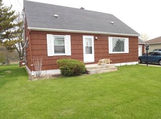 1501 Perry St, Algoma, WI 54201