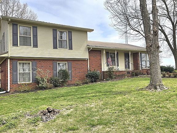 2nd image of 404 Callis Dr